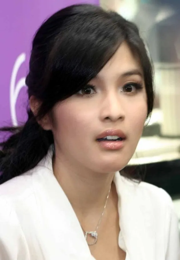 Sandra Dewi
