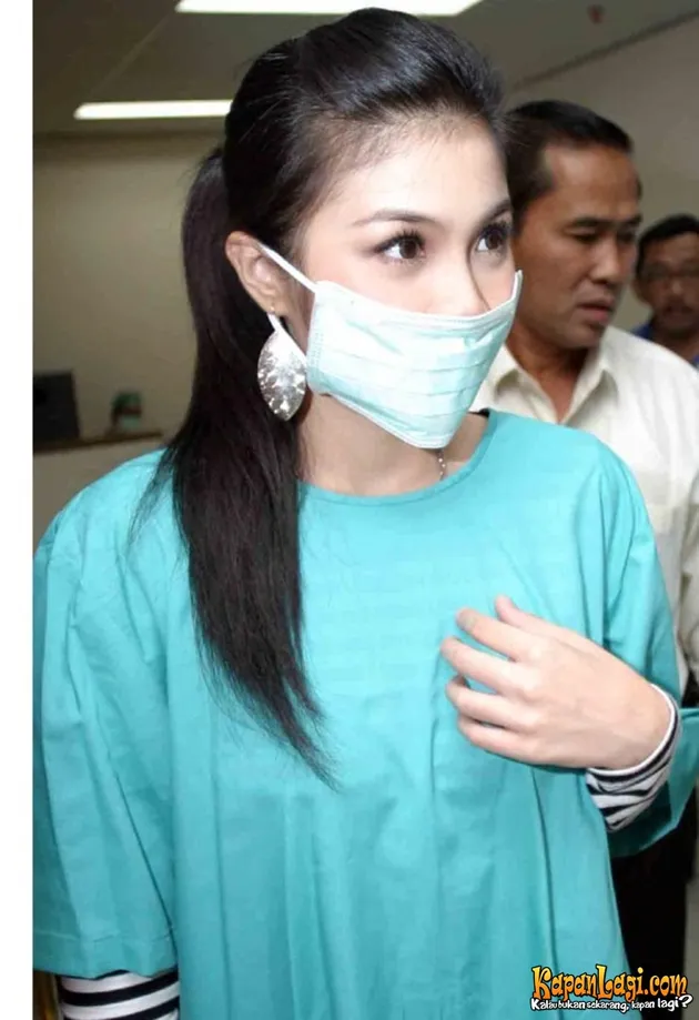 sandra dewi