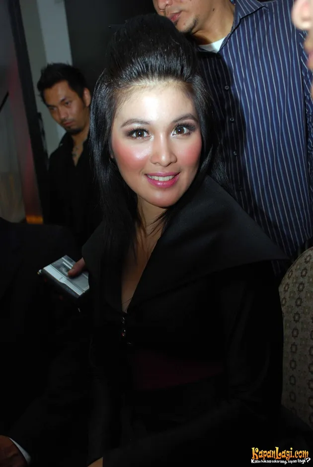 Sandra Dewi