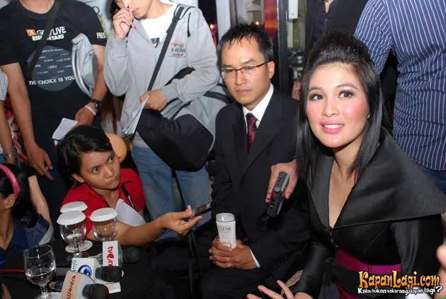 Sandra Dewi