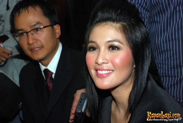 Sandra Dewi