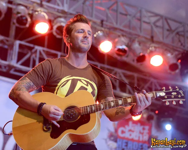 secondhand serenade