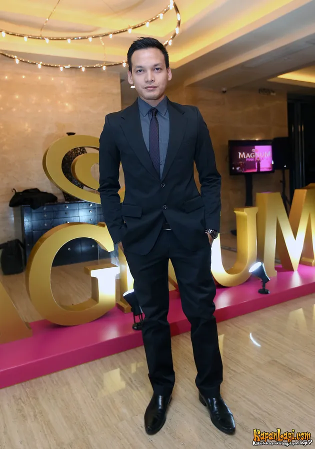 Launching Magnum Pink and Black