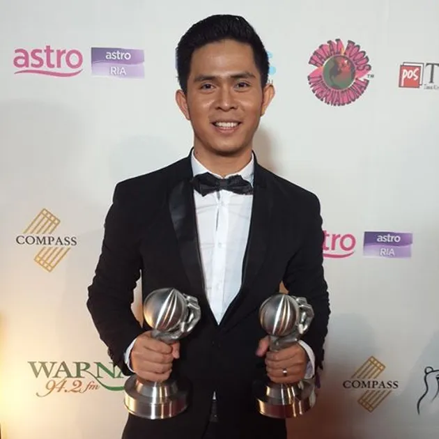 Anugerah Planet Muzik 2014 berlangsung super meriah berkat hadirnya para artis ternama.