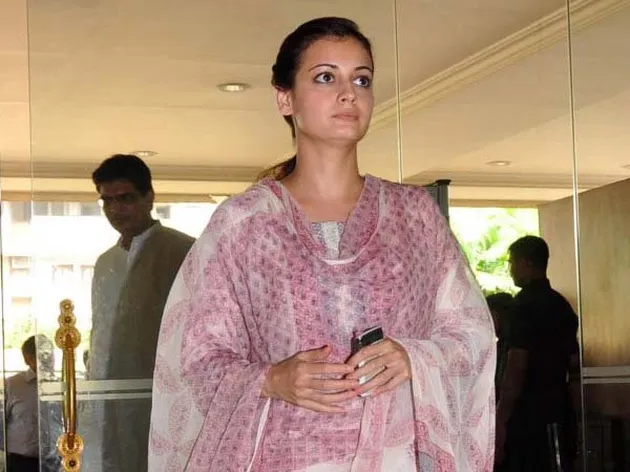 Ayah Priyanka Chopra Meninggal