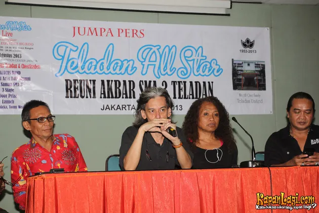 Fariz RM, Deddy Dhukun, Daniel Sahuleka, Charles Bonar Sirait 