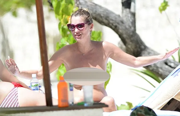 Kate Moss Topless