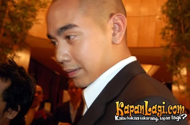 seleb vs wartawan infotaiment