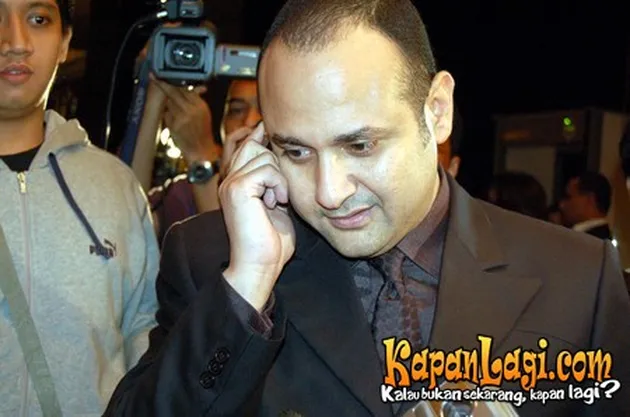 seleb vs wartawan infotaiment