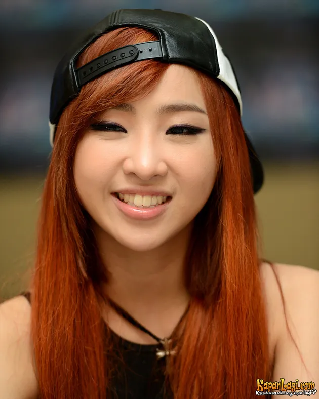 2NE1
