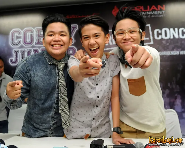CJR, inilah nama baru untuk grup trio Iqbal, Kiki dan Aldi pasca hengkangnya Bastian dari Coboy Junior.