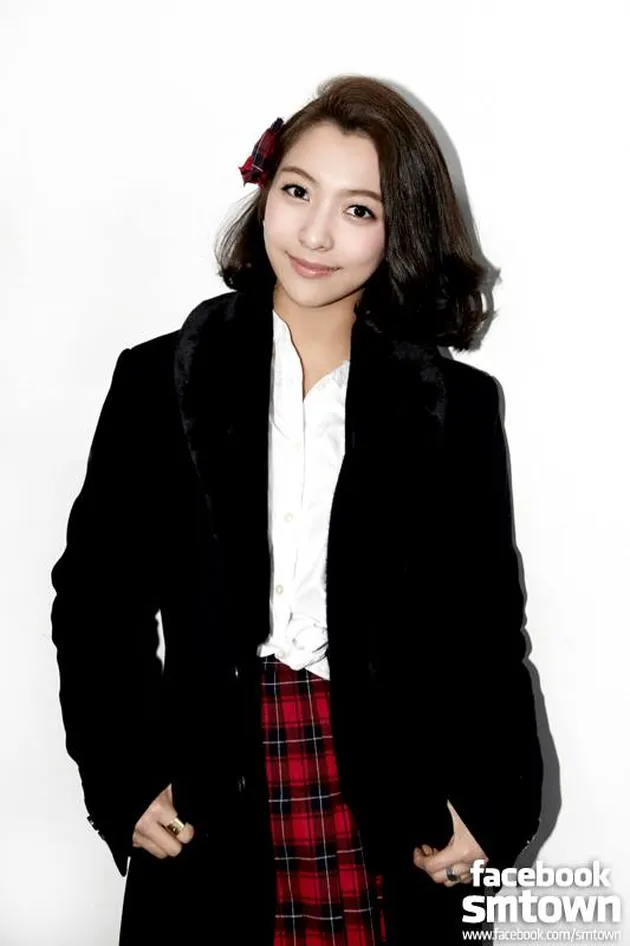 SERAGAM KEREN ALA MEMBER FX DI HUNAN TV NYE CONCERT 