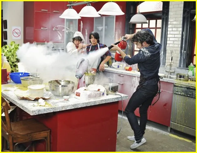 jonas brothers