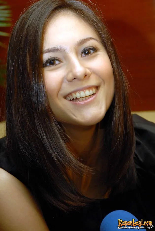 wulan guritno