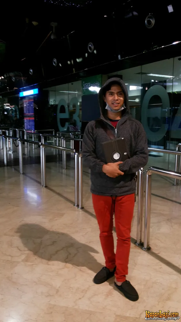 Cakra Khan