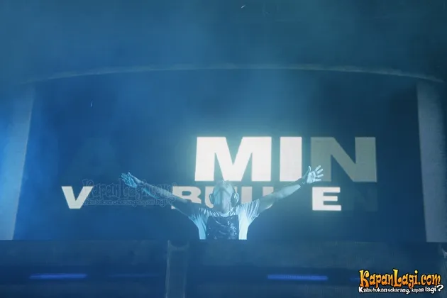 Armin Van Buuren, Future Music Festival Asia, A State of Trance