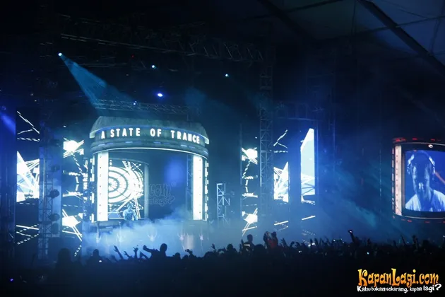 Armin Van Buuren, Future Music Festival Asia, A State of Trance
