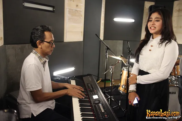 Kembaran Dewi Perssik