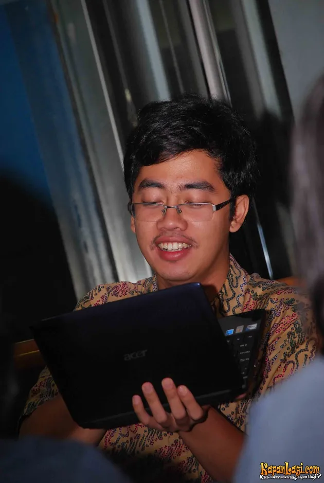 serunya script writing with cinemags