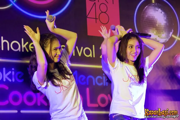 SERUNYA SUASANA JKT48 HANDSHAKE FESTIVAL DI JAKARTA 