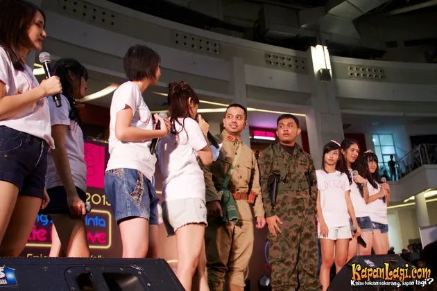 JKT48, handshake festival