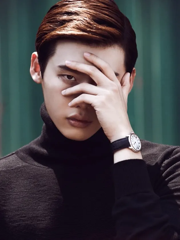 Lee Jong Suk