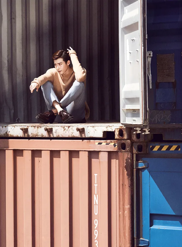 Lee Jong Suk