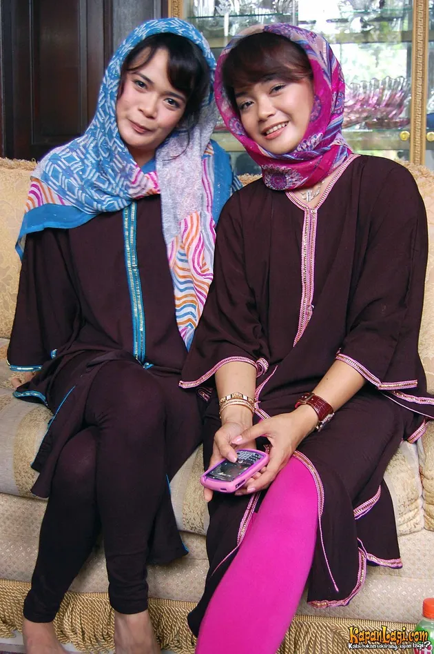 Sheza Idris, Shezy Idris