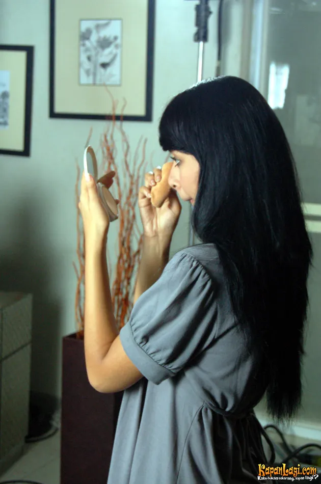 shireen sungkar
