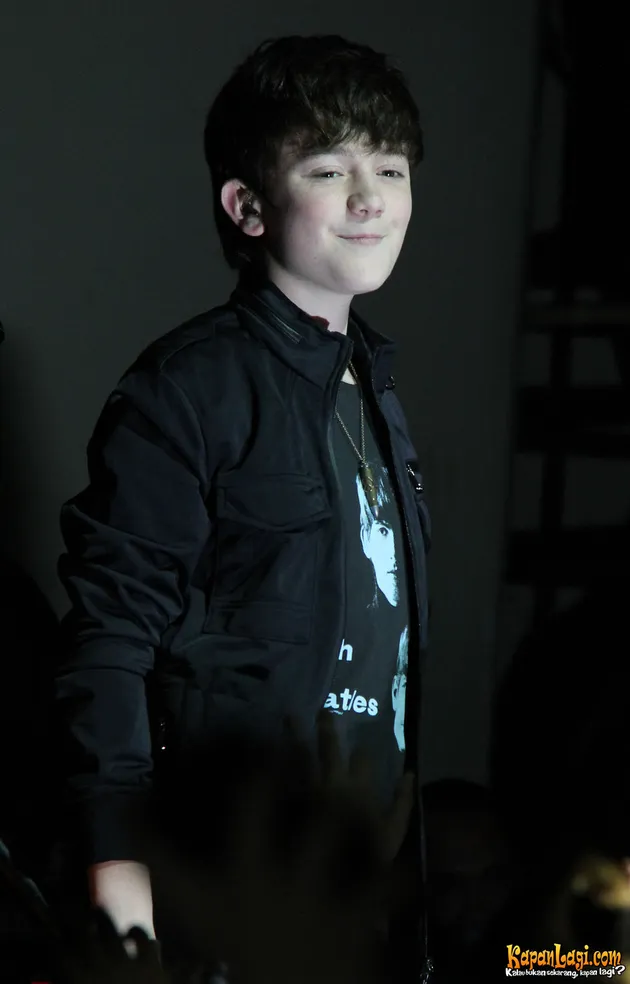 greyson chance