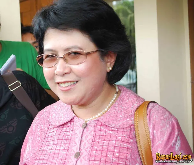 Dewi Perssik