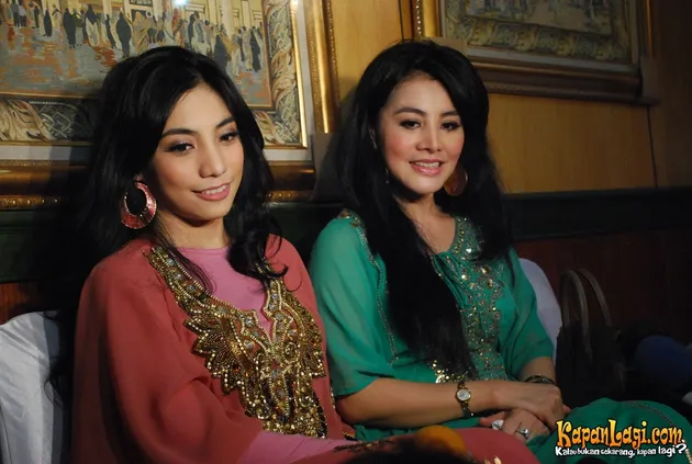 Siti KDI / Cici Paramida