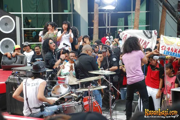 slank
