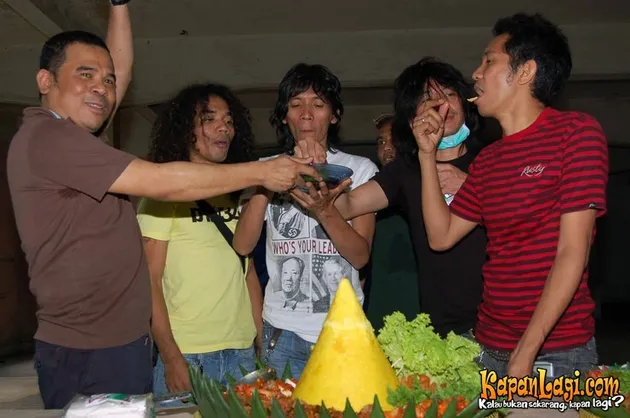 slank