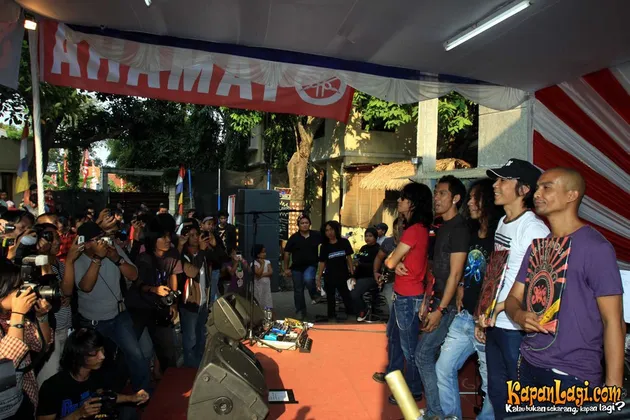 slank