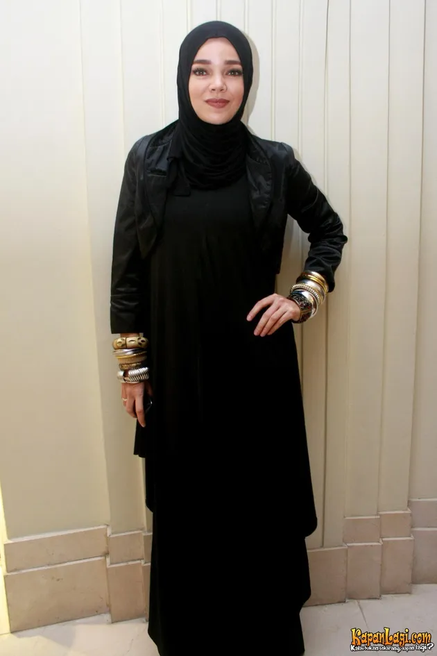 Dewi Sandra 