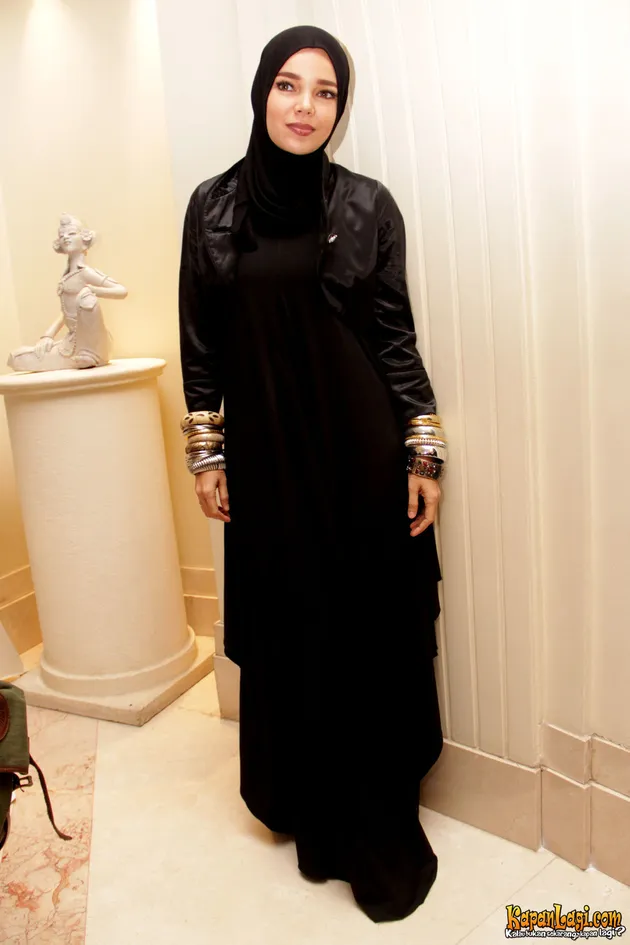 Dewi Sandra 