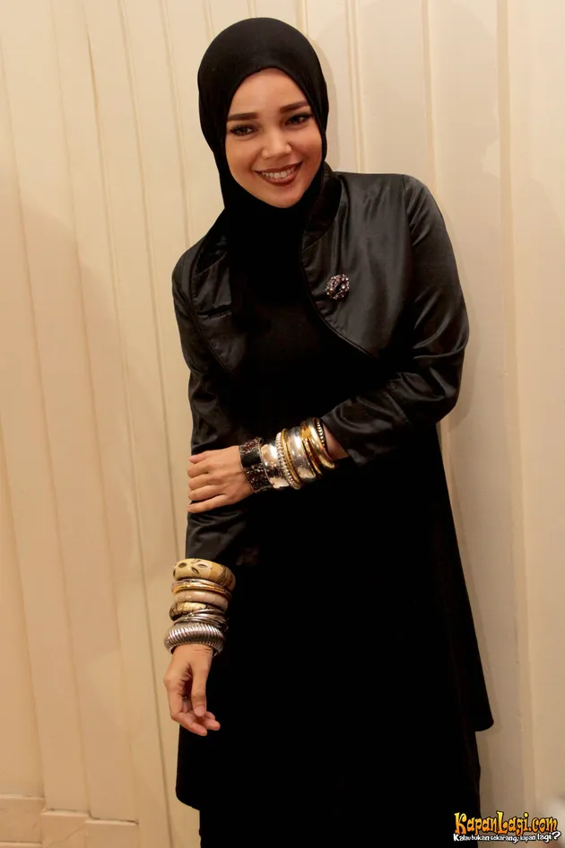 Dewi Sandra 