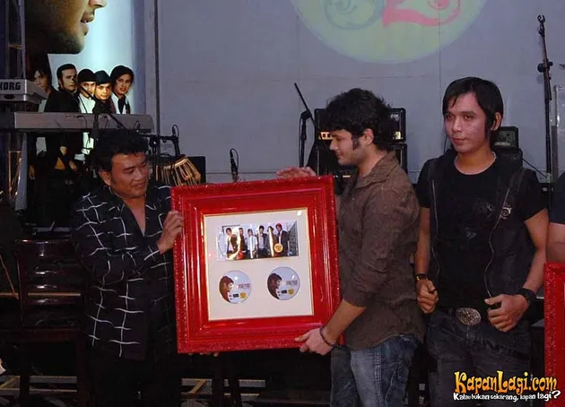 sonet 2 band