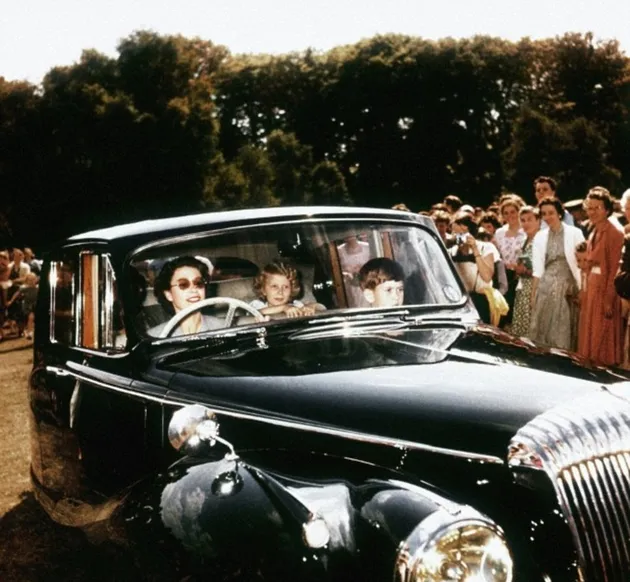 Ratu Elizabeth II
