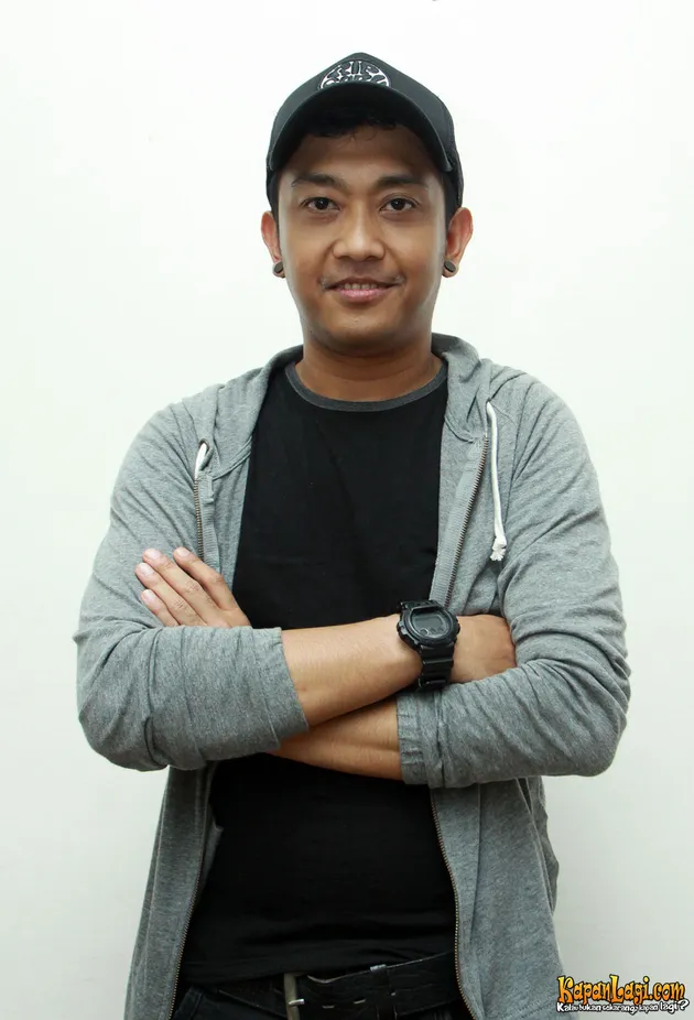 Setelah bergabung bersama Yovie & Nuno selama lebih dari 10 tahun, Dudy Oris akhirnya memutuskan hengkang.