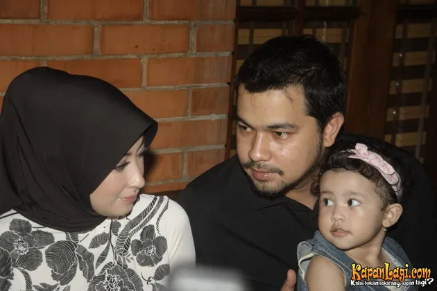 annisa trihapsari/ sultan djorghi