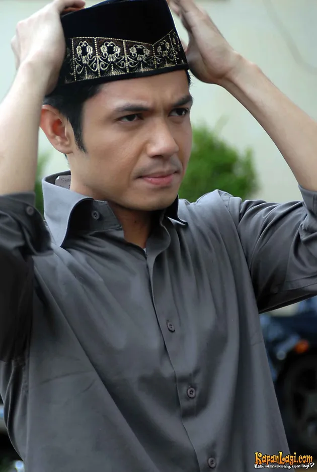Dalam Mihrab Cinta