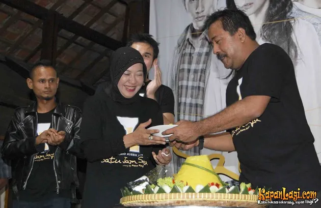 syukuran film \&#039;SATU JAM SAJA\&#039;
