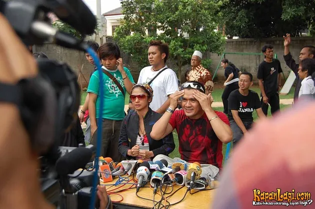 dewi persik, saiful jamil