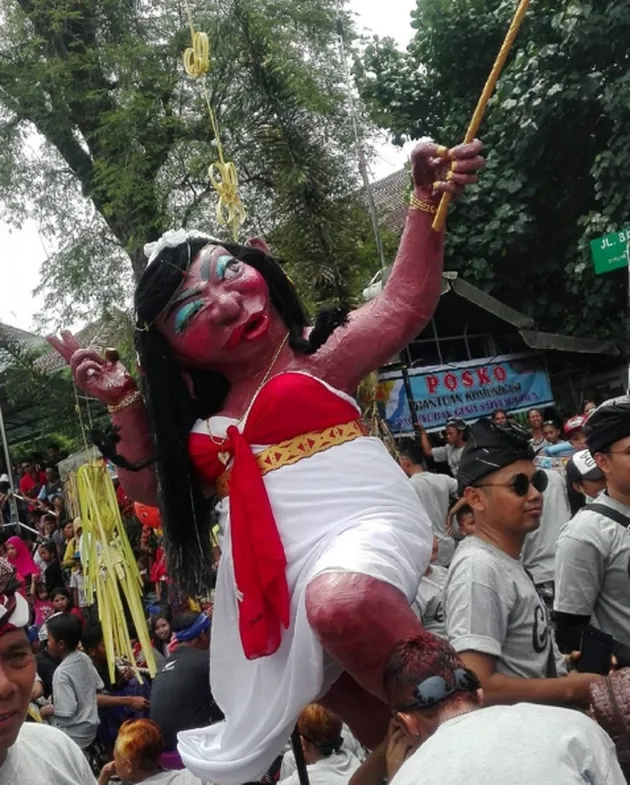 Ogoh-Ogoh Unik