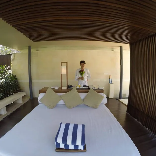 Chelsea Olivia - Glenn Allinskie