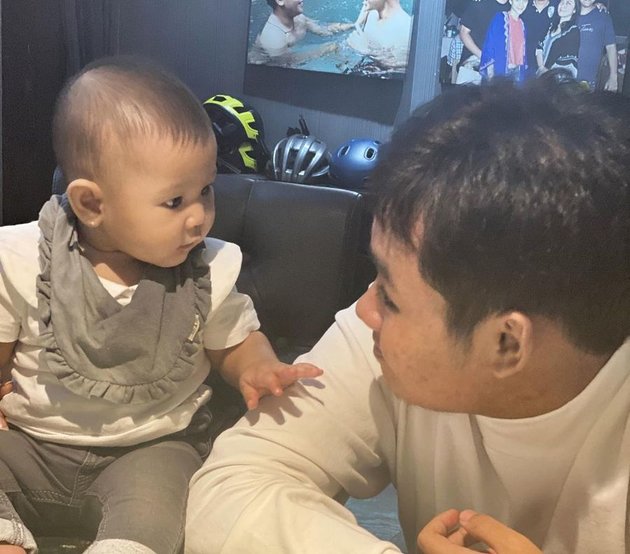 Not Foya-Foya Even Though His Mother is Wealthy, Here are 6 Pictures of Yuni Shara's Son's Simple Birthday Celebration at Home