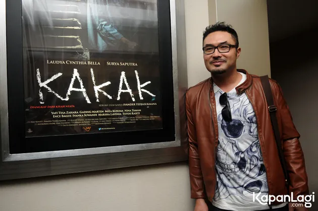 Premier KAKAK tanpa Bella