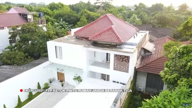 Rumah Mewah Venna Melinda